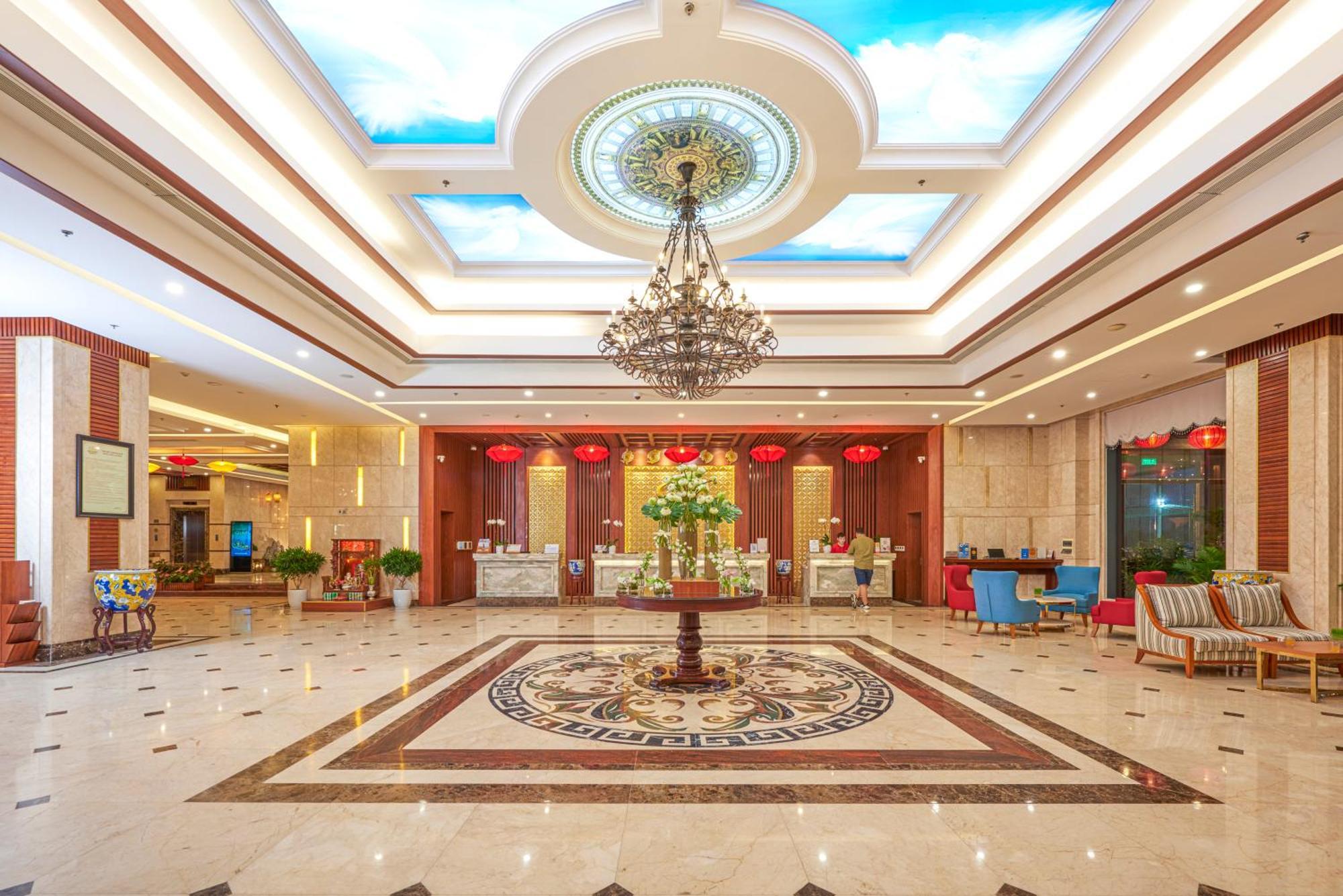 Dlg Hotel Danang Exterior photo Lobby